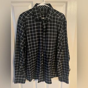 Lot of 4 Bugatchi dress shirts